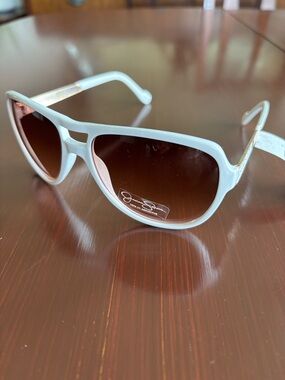 Jessica Simpson 100% UV protection flat top  gradient rose/brown lenses